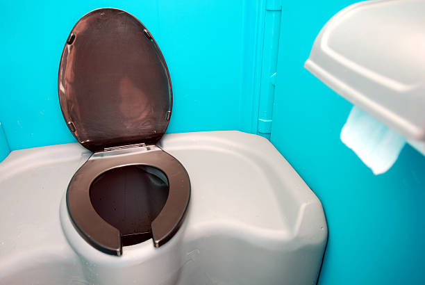 Best Porta potty rental near me  in Tara Hills, CA